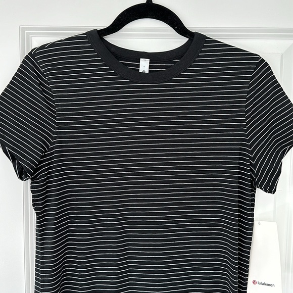 Lululemon NWT Classic- Fit Cotton- Blend T-Shirt Dress Size 4 - Picture 5 of 5